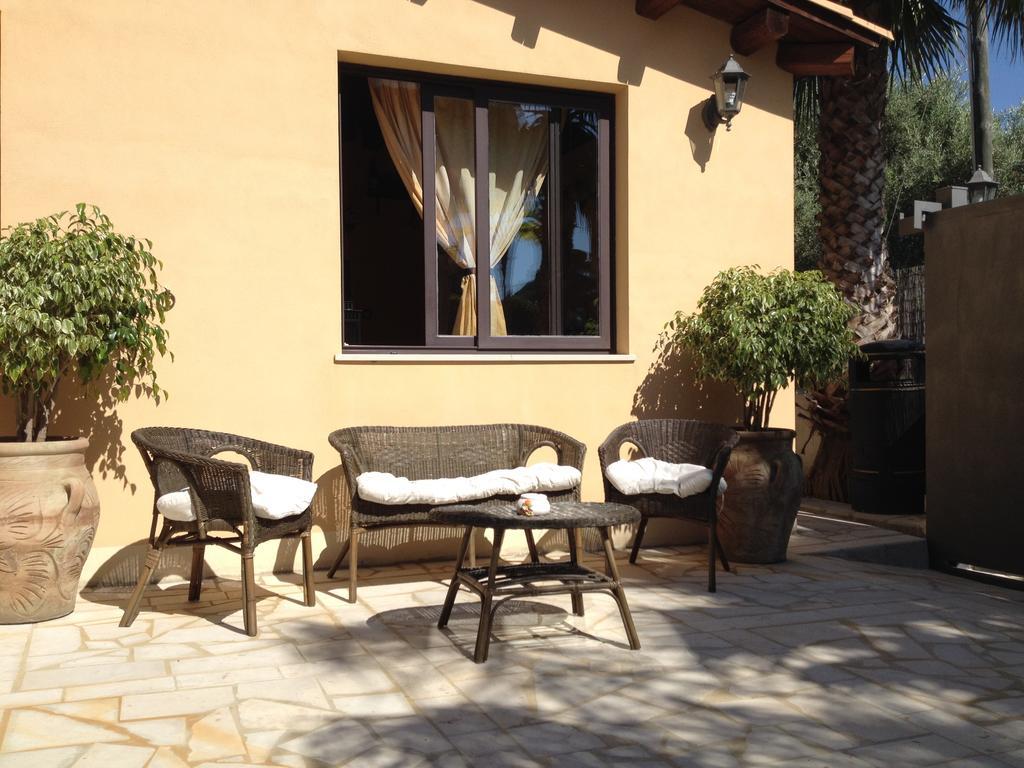 B&B Villa Eben Ezer Avola Kültér fotó